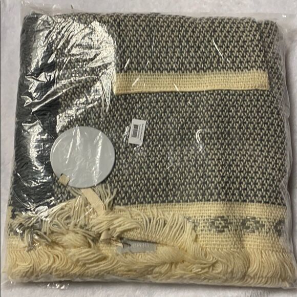 DEMDACO - Pocket Stole / Wrap - Picture 10 of 11